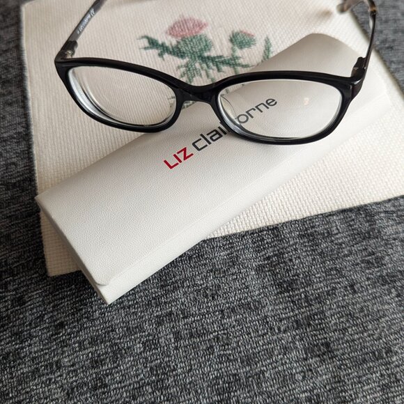 Liz Claiborne Eyeglasses L422 Frames 49 17 135 Flex Hinges and Case - Picture 4 of 10